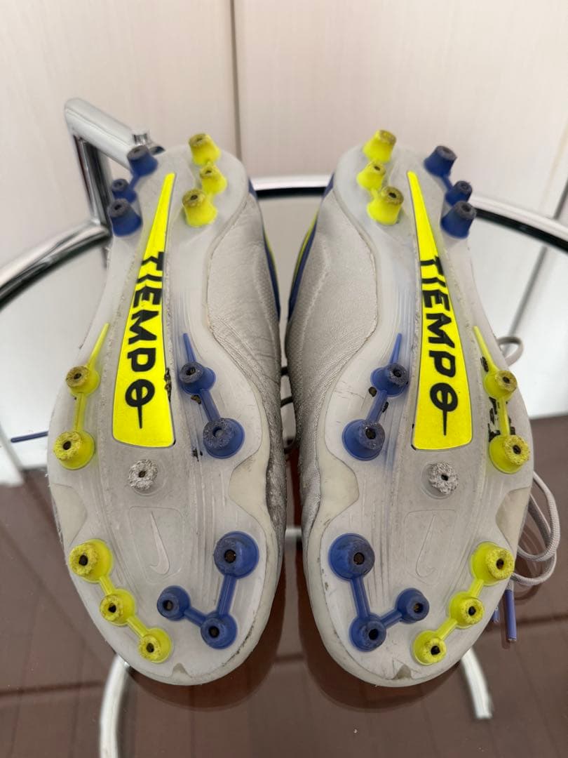 Nike ティエンポレジェンド9 エリートAG 26.5 シルバー 中古