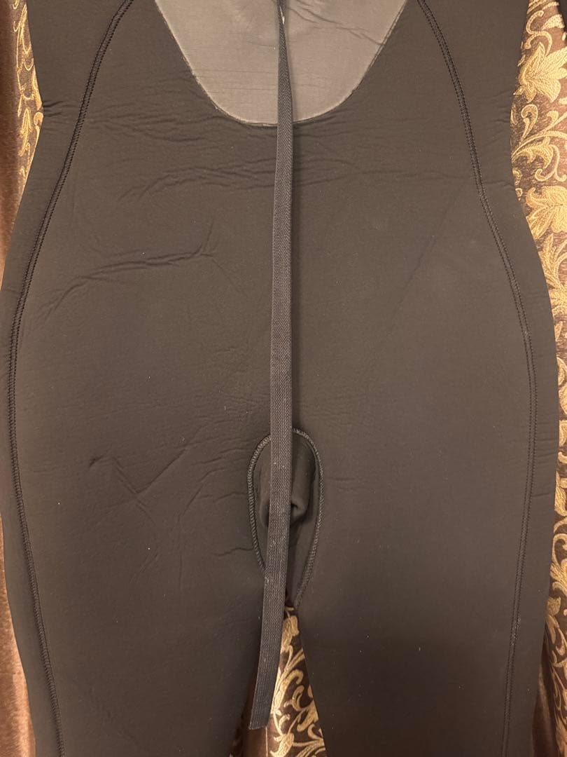 XCEL エクセル　４.3ミリ　セミドライウエットスーツ　最終赤字処分‼️