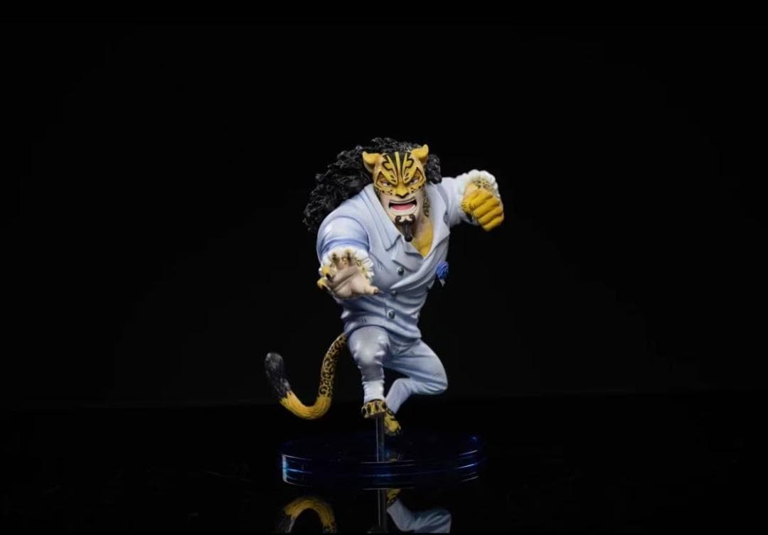 ワンピース Yz エッグヘッド ロブ・ルッチ ガレージキット ガレキ スタチュー