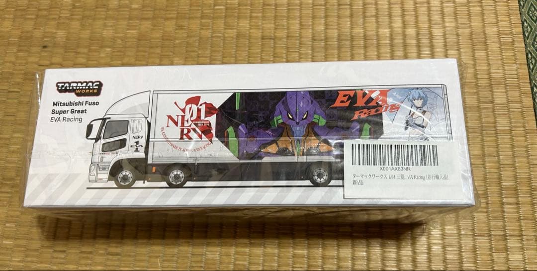 ミニカー Mitsubishi Fuso Super Great EVA Racing