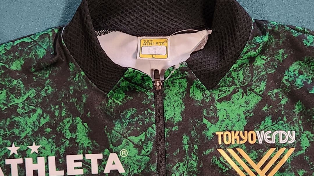 送料込★新品★東京ヴェルディ★選手着用モデル2025アスレタトレーニングトップ