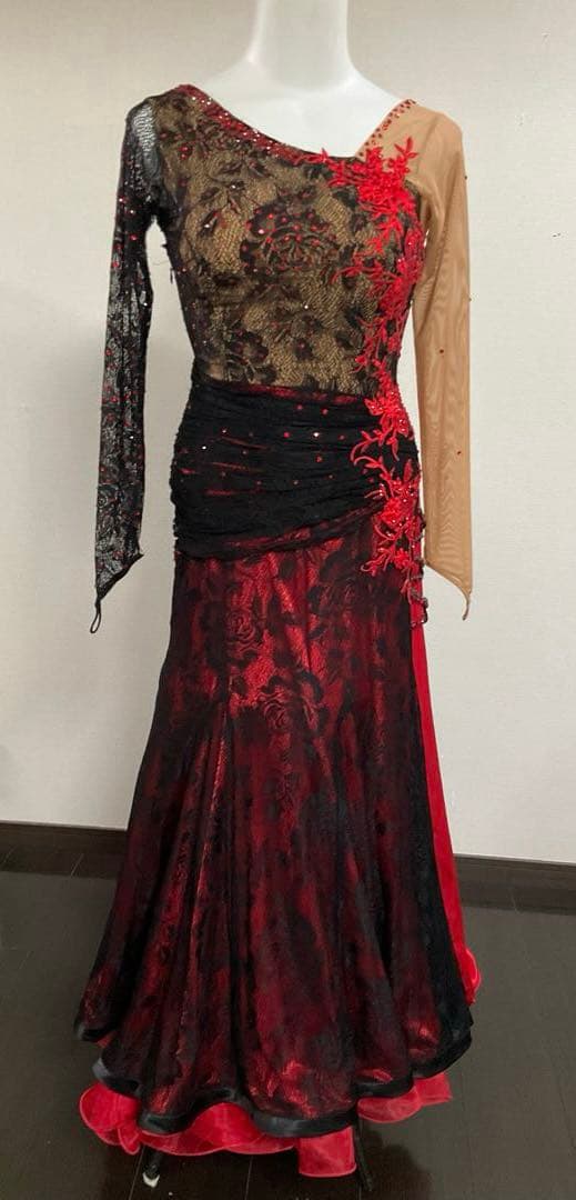 お値下げ‼️社交ダンス ラテン　カラオケ　パーティ　ML 発表会