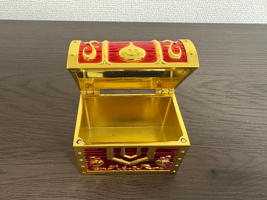 ドラゴンクエスト　メタリックアイテムズギャラリー　ロトの鎧、宝箱、ロトのしるし