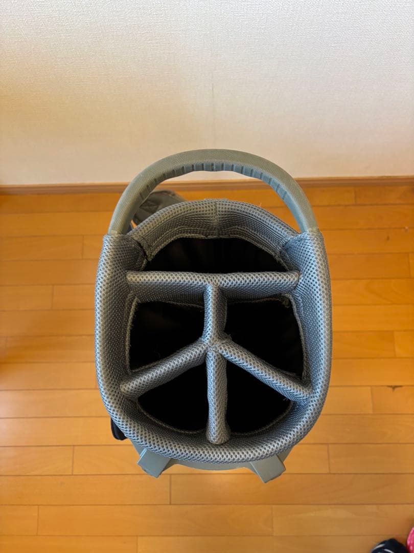 BRIEFING キャディバッグ ブラック/グレー アイアンカバーセット