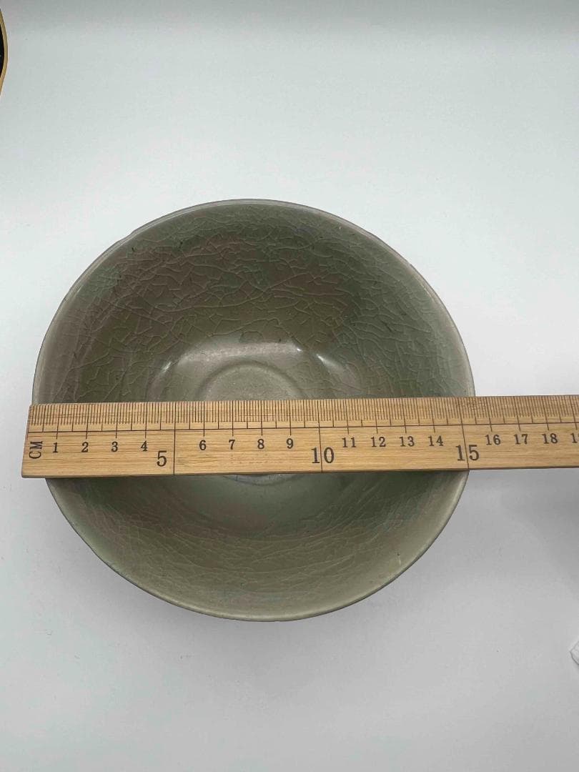 宋時代　青磁　耀州窯刻蓮瓣文碗　茶盞 青瓷鉢　茶碗　唐物(D-3)