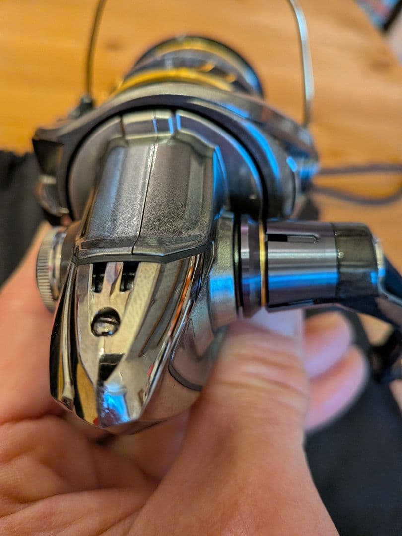 値下げ SHIMANO 16Vanquish C3000HG スピニングリール