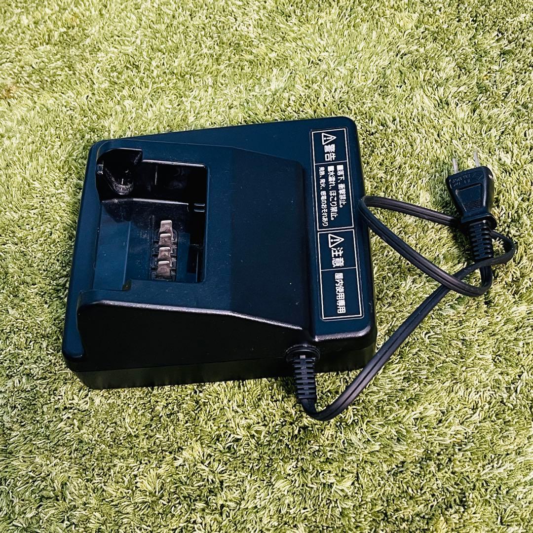 パナソニック 電動自転車 バッテリー用 充電器　 NKJ074Z2 動作品