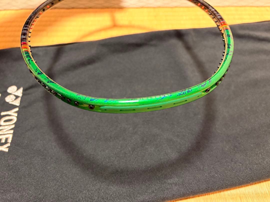 美品 ヨネックス アストロクス99ゲーム 4UG5