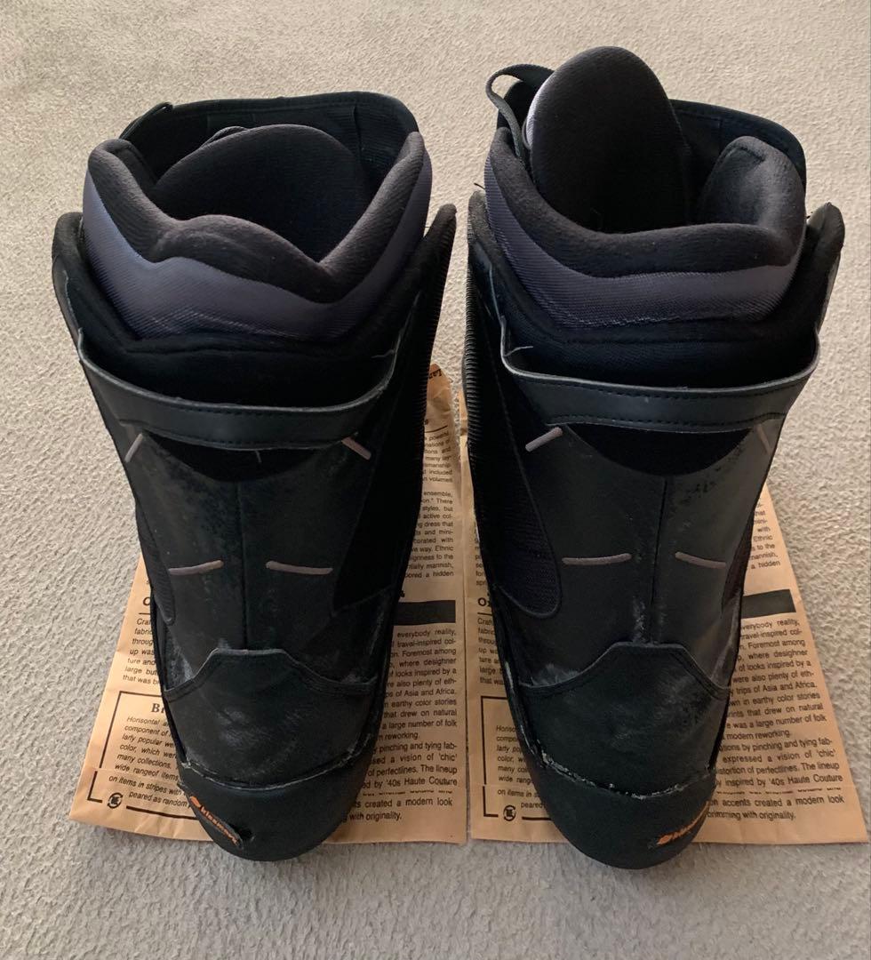 キスマーク　スノーボード　ブーツ