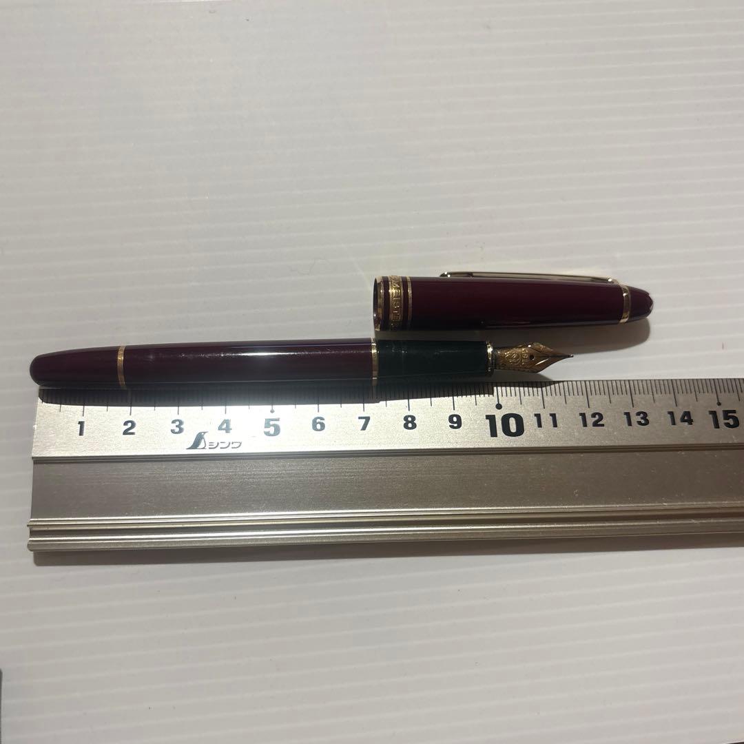 MONT BLANC 万年筆　赤