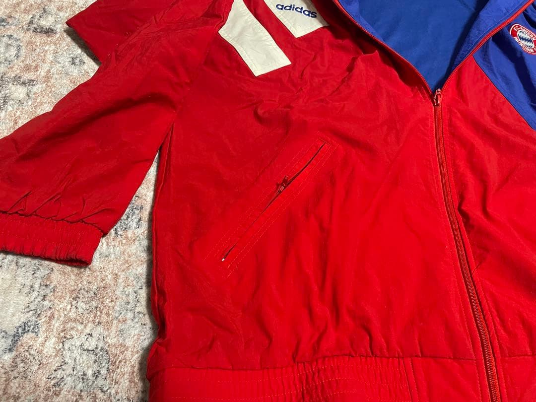 アディダス 銀タグ 万国旗タグ バイエルンミュンヘン 90s シェルジャケット