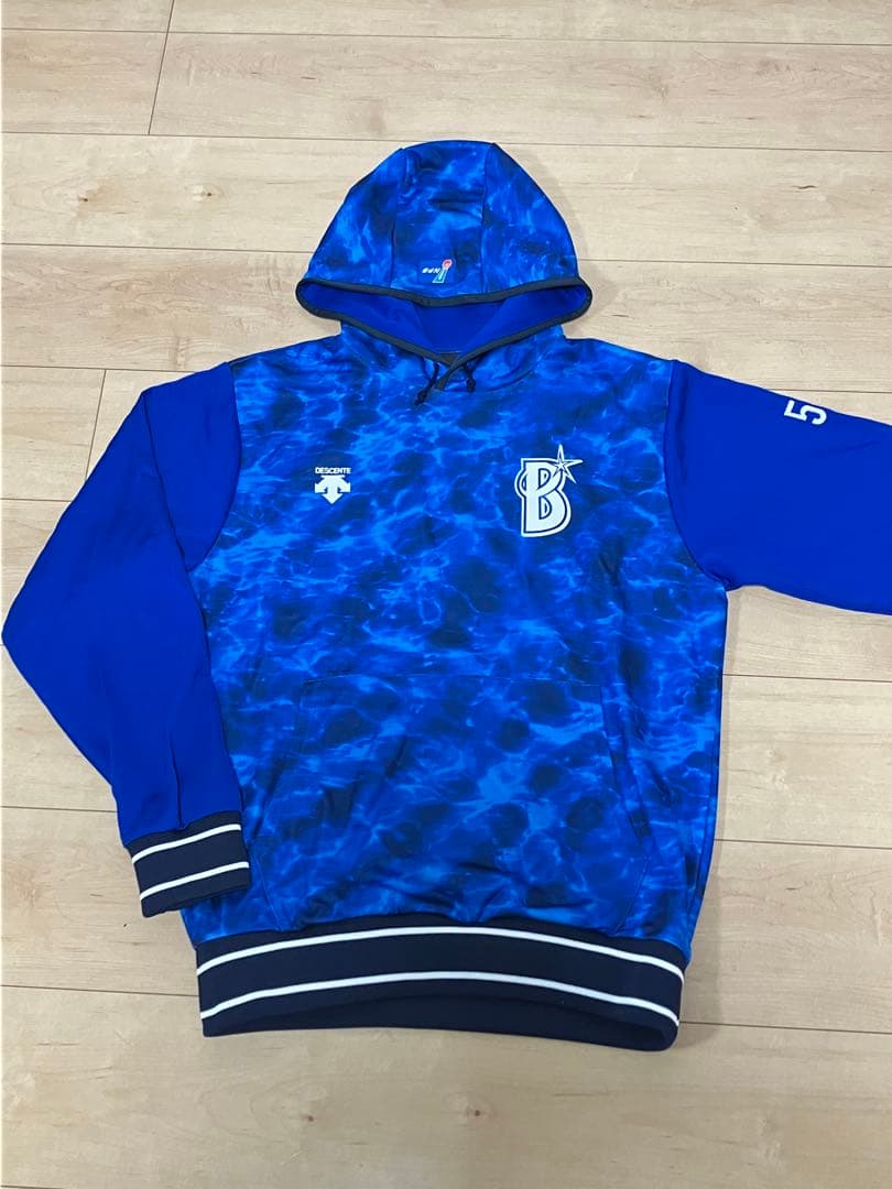 【松尾汐恩】DeNAベイスターズ　選手仕様オーセンティックパーカー　袖背番号刺繍