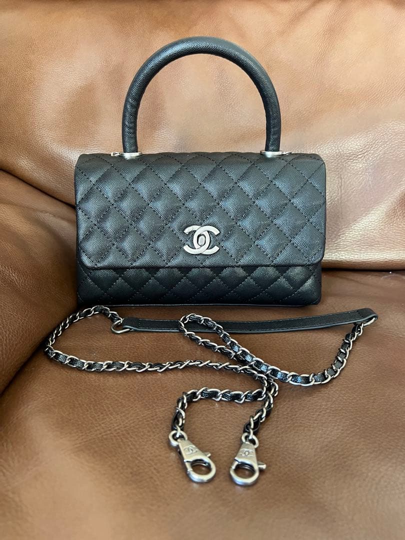 キルティングハンドバッグ