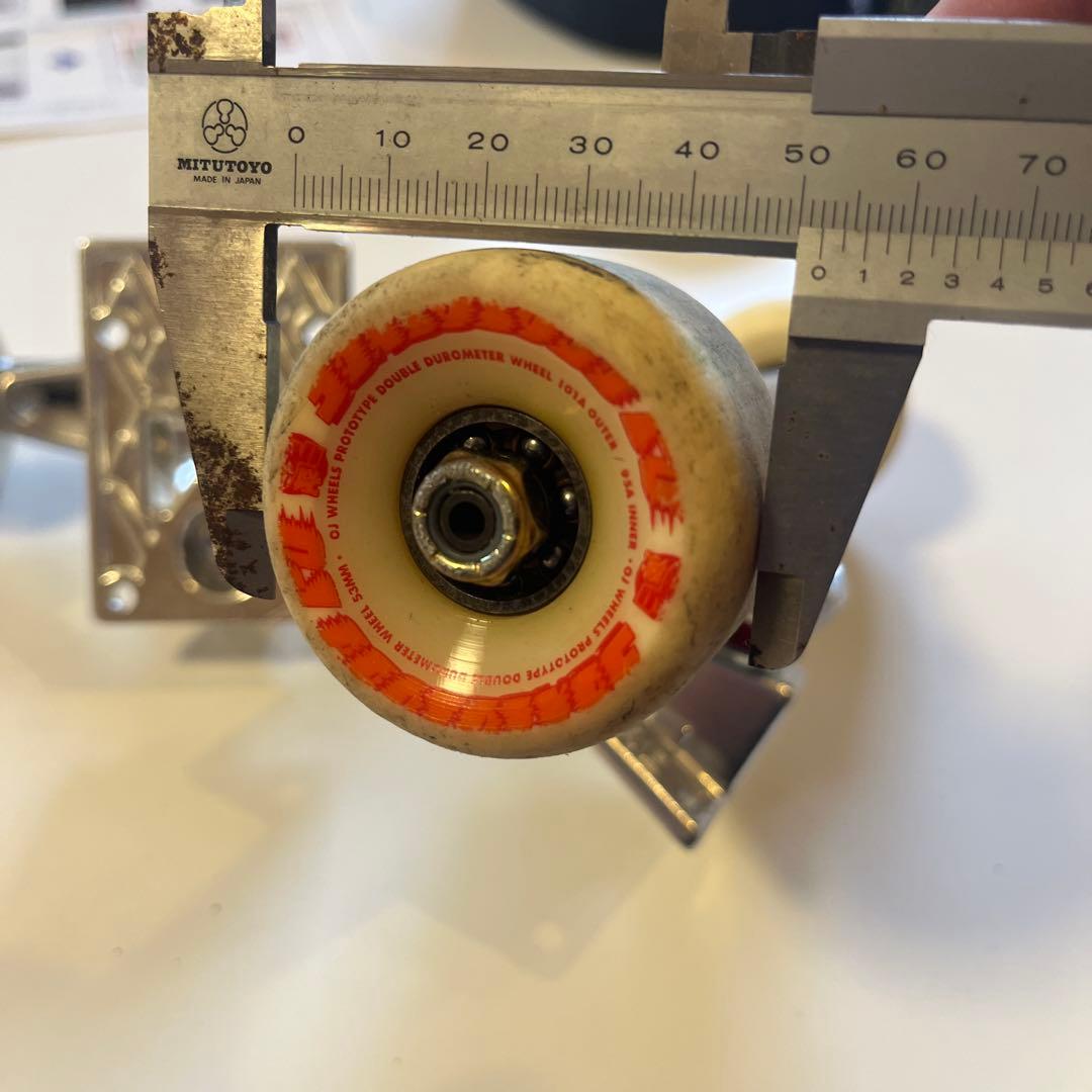 スケートボード VENTURE TRUCKS OJ WHEELS BRONSON