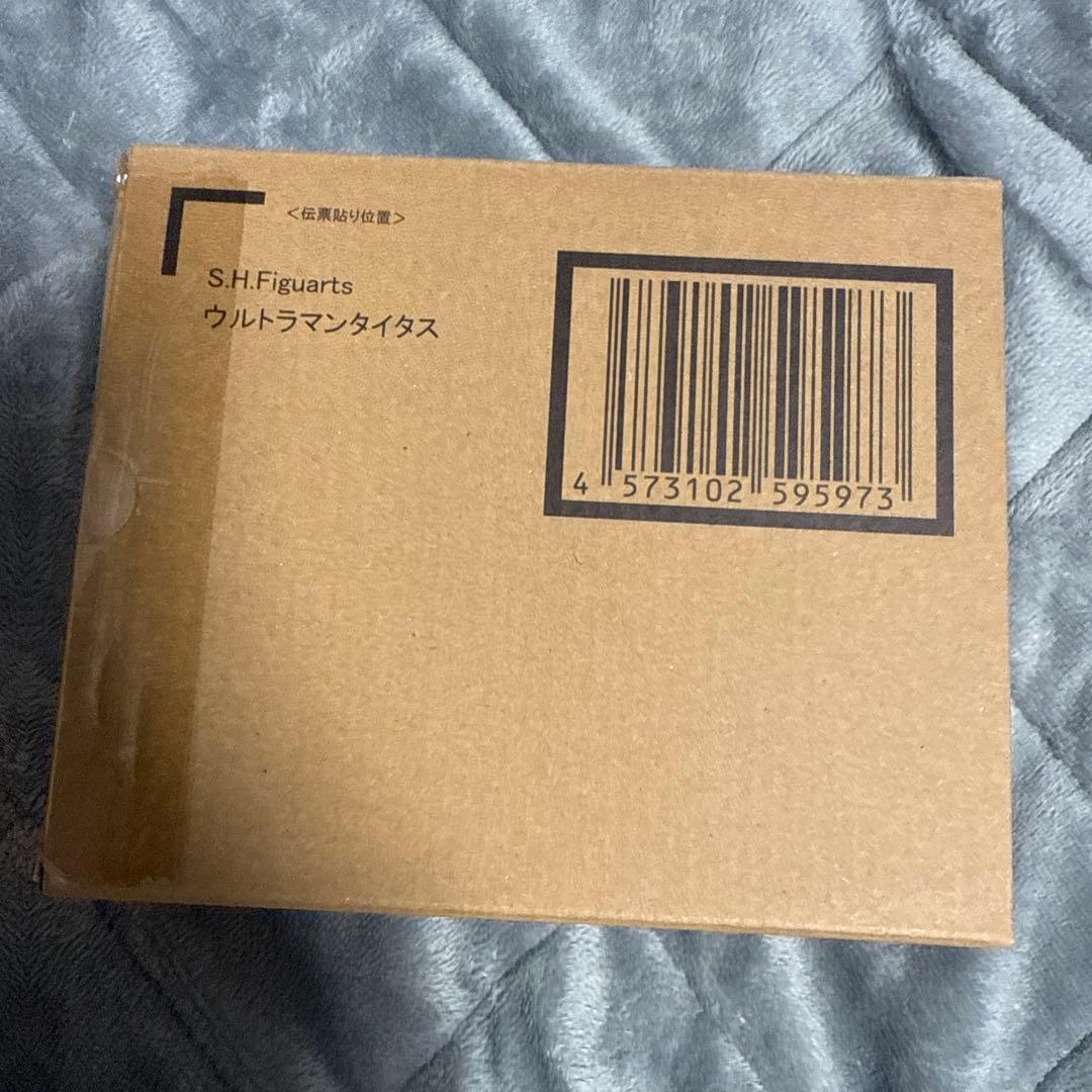 S.H.Figuartsウルトラマンタイタス