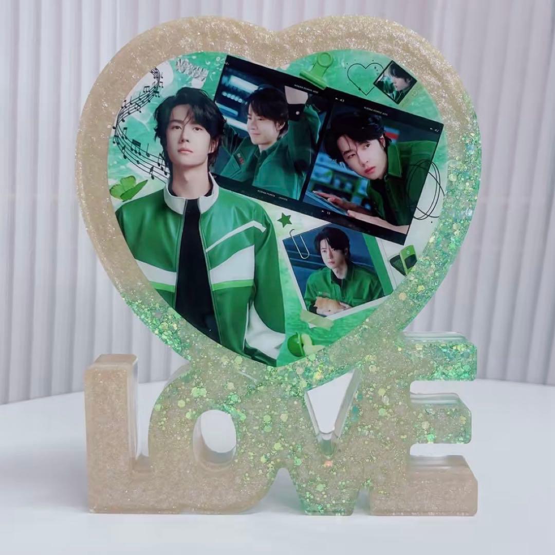 新作 王一博 超大Loveスタンド　置物 8点セット❣️確認用❣️0108