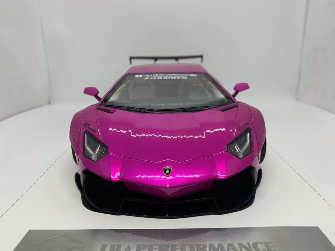 JUC 1/18 ランボルギーニ アヴェンタドール LB AVENTADOR
