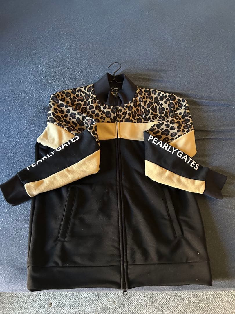 PEARLY GATES レオパード柄ジャケット、スウェットパンツ、長袖インナー