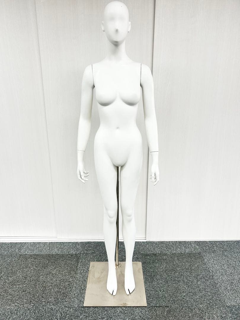 【超美品】 婦人全身マネキン ホワイト 腰受けベースあり