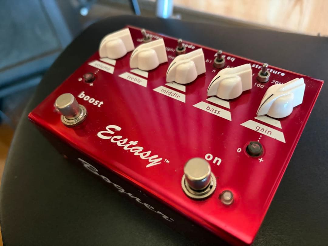 BOGNER Ecstasy Red（電池スナップに問題あり）