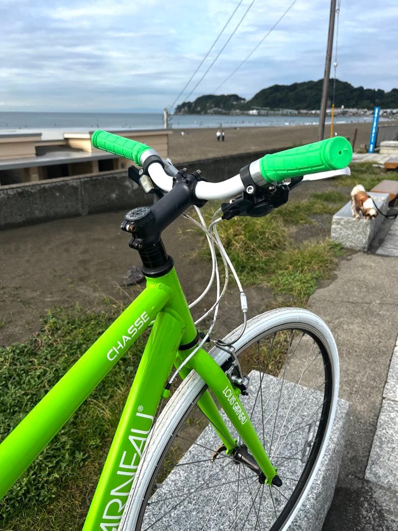 LOUISGARNEAU CHASSE新品タイヤ、ハンドル、グリップ、ブレーキ