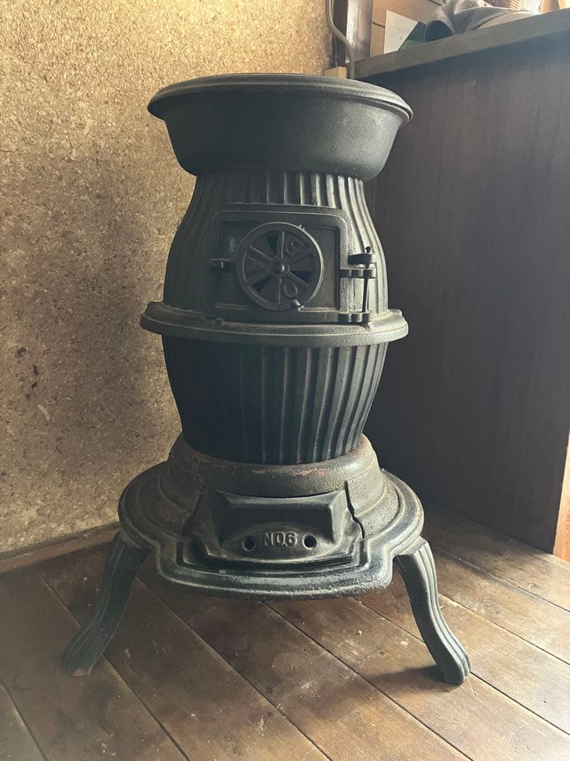 ダルマストーブ