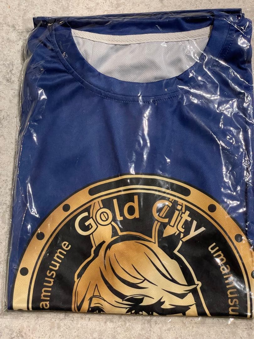 ウマ娘　BOSS コラボＴシャツ　ゴールドシチー