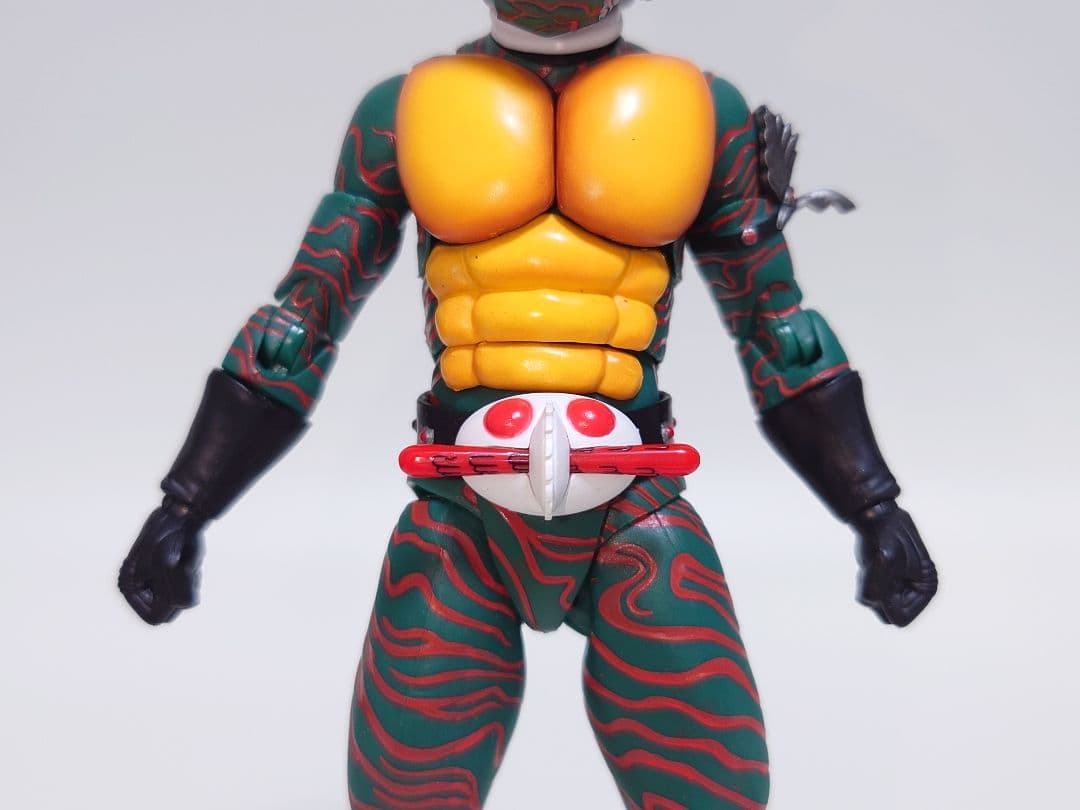 SHFiguarts 仮面ライダーアマゾン