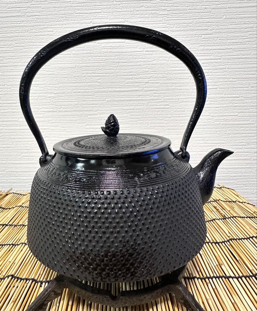 未使用、保管品　南部長寿堂造　１５型　鉄瓶　南部鉄瓶　南部鉄器　調理器具