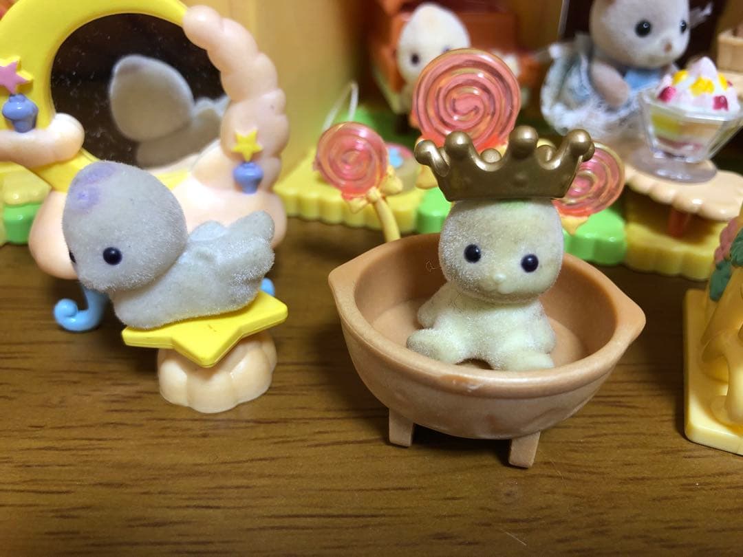 シルバニアファミリーおかしの家 小さな妖精たち 赤ちゃんセット