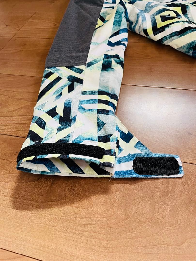 クイックシルバー QUIKSILVER スノーボード ウェア 上下セット キッズ