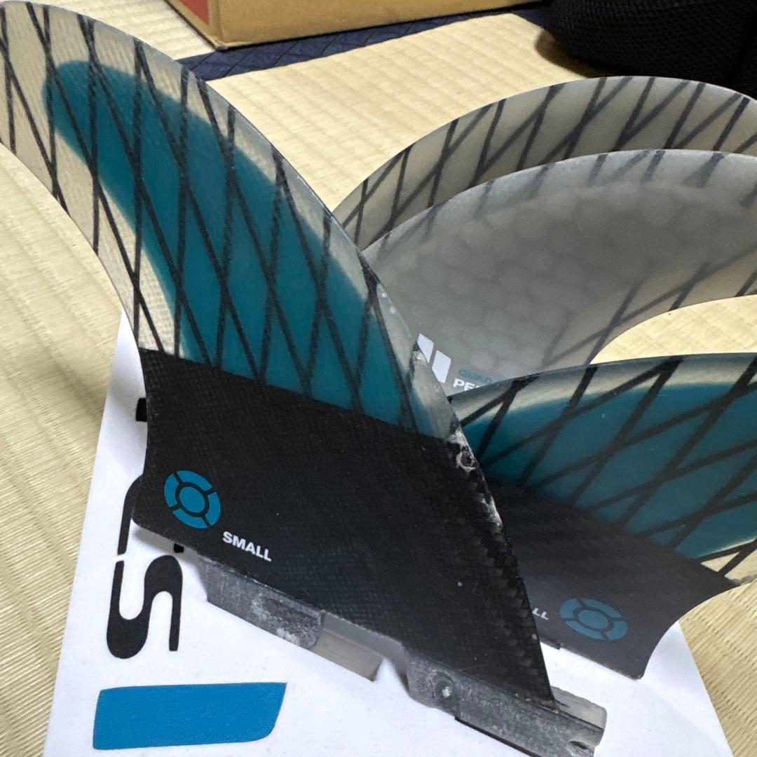 FCS PERFORMER サーフボードフィン SMALL クワッドフィンセット