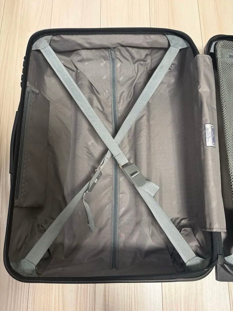 RIMOWA サルサ 35L 2輪 機内持ちサイズ