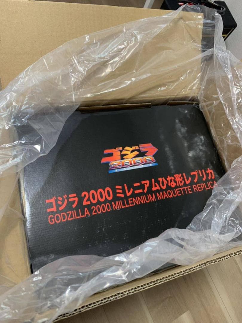 500体限定 リアル・マスター ゴジラ 2000 ミレニアム ひな形レプリカ