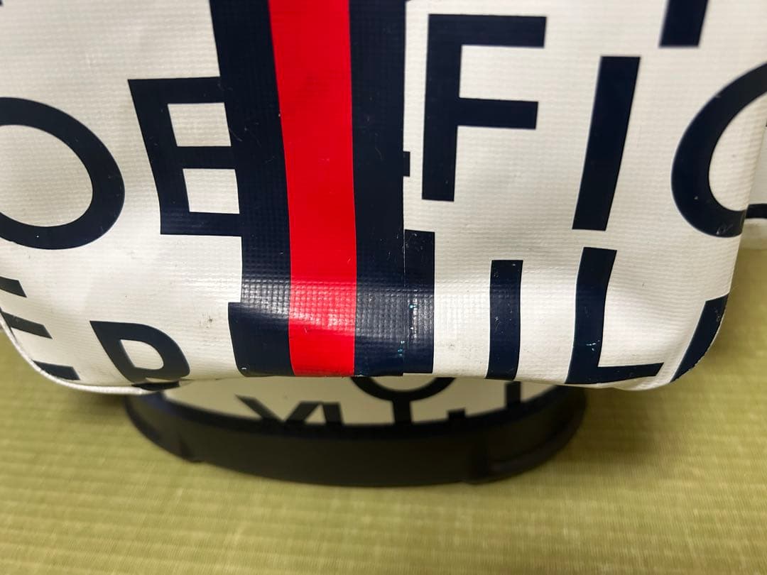 完売トミーヒルフィガー キャディバッグ 希少ロゴプリント　ヘッドカバー3点セット