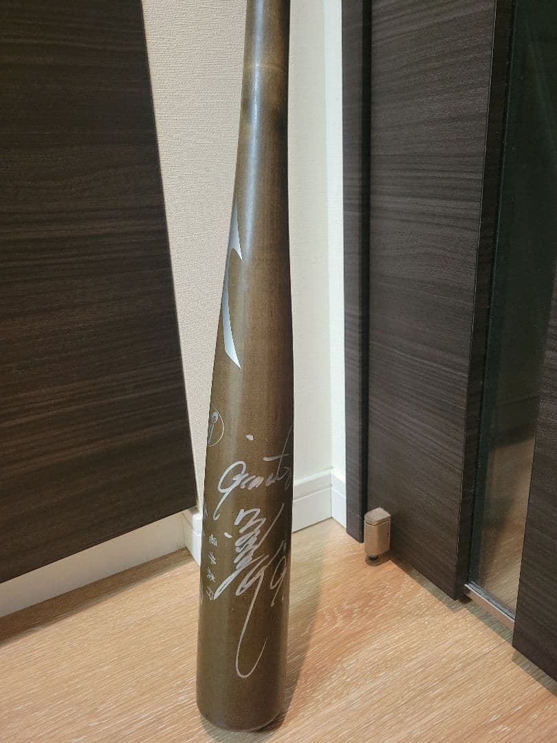 【貴重】亀井善行コーチサイン入り実使用バット