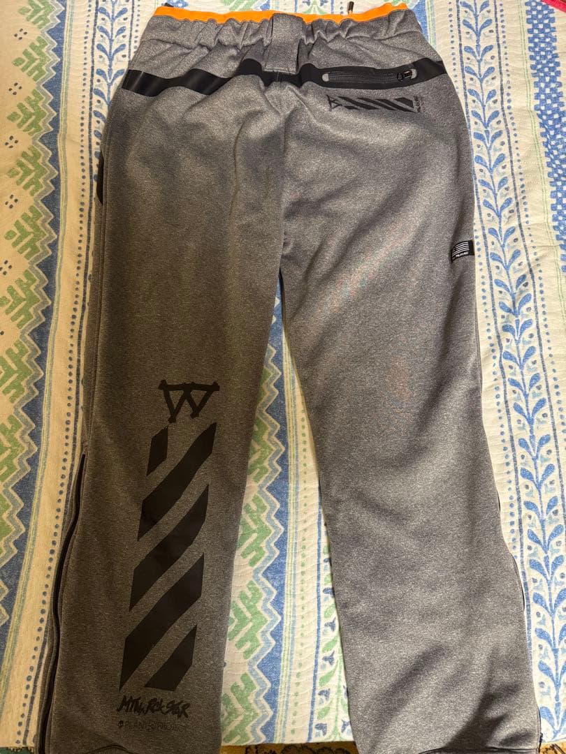 ねこちゃん　マウンテンロックスター　PLAN B PROJECT