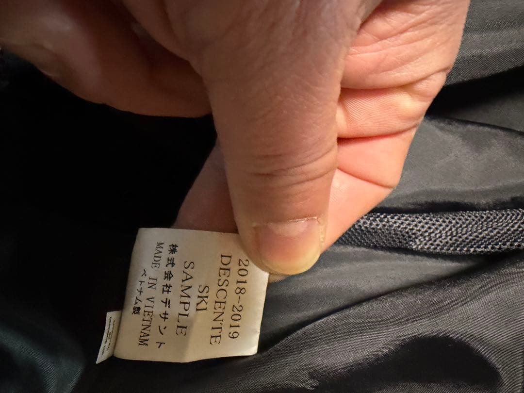 DESCENTE スキーウェア 女性用 青黒