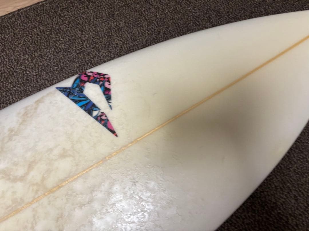 ★送料無料・お洒落★小波　サーフボード　ジャスティス　タジマシェイプ　サーフィン