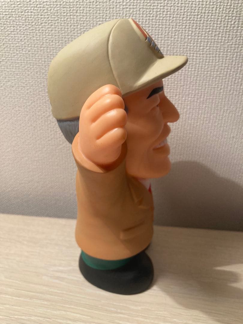 【海外品・希少品】李登輝　総統　限定フィギュア　貯金箱　高市早苗　安倍晋三　台湾