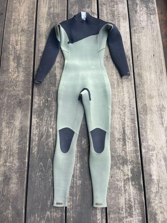 ウエットスーツ　RIP CURL 3×2ミリ　春・秋・冬用