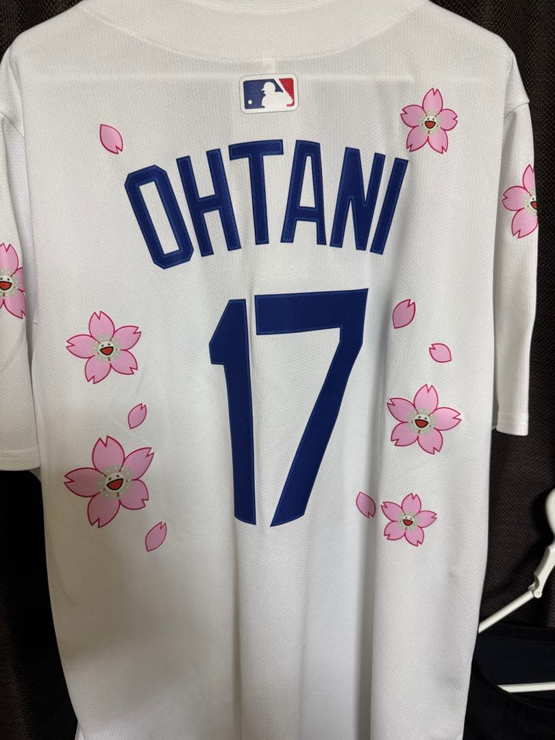 村上隆　大谷　ユニフォーム