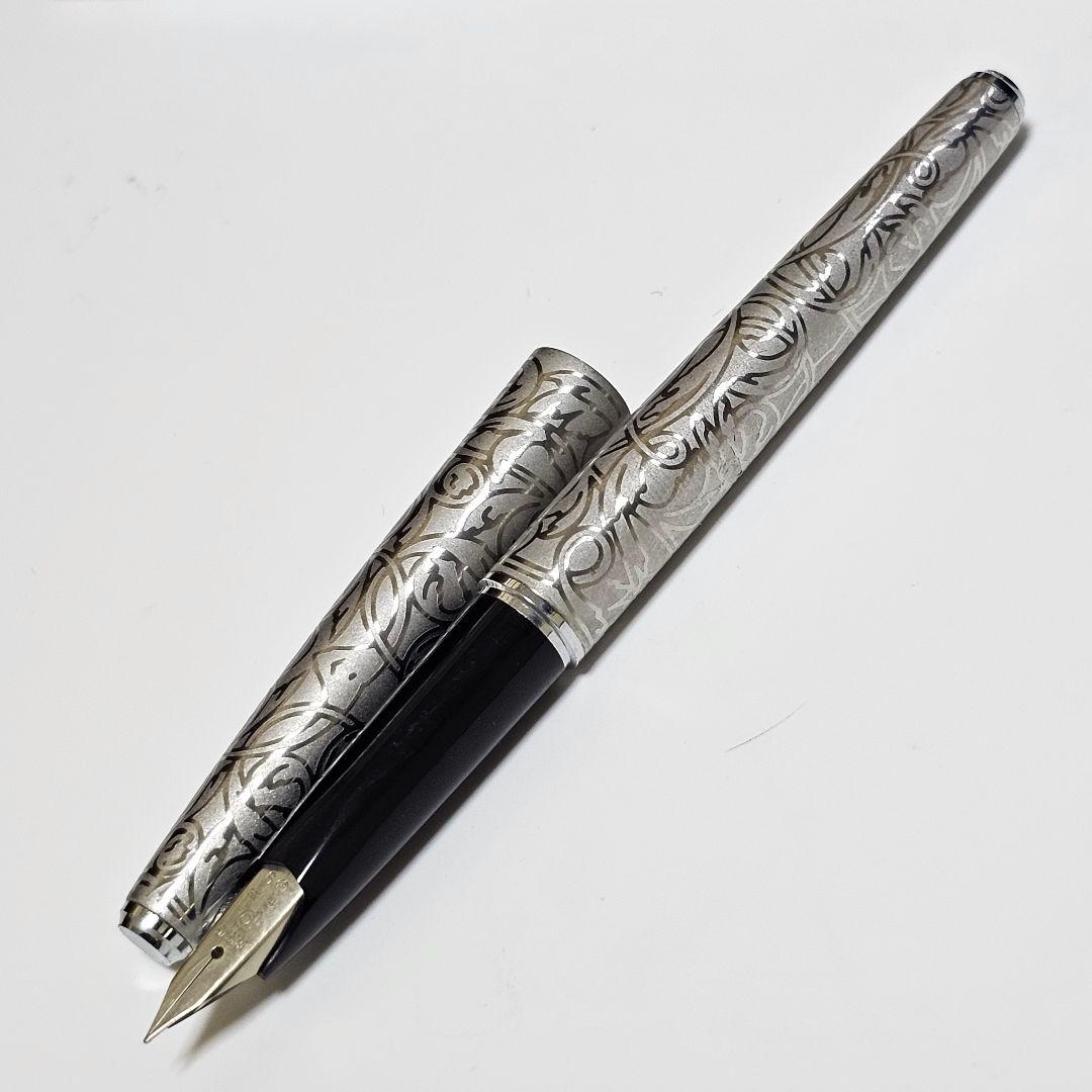 PLATINUM プラチナ万年筆 18金 18KWG 細字 万年筆 ボールペン