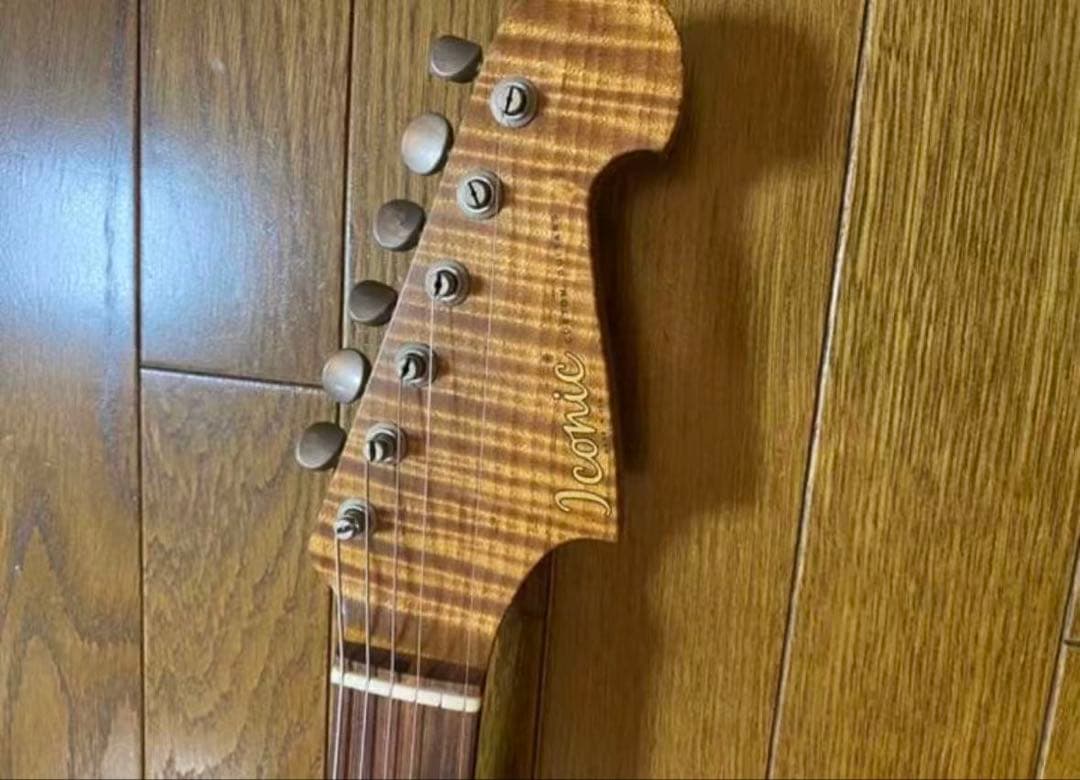その他 Iconic guitars vintage model62s-hr