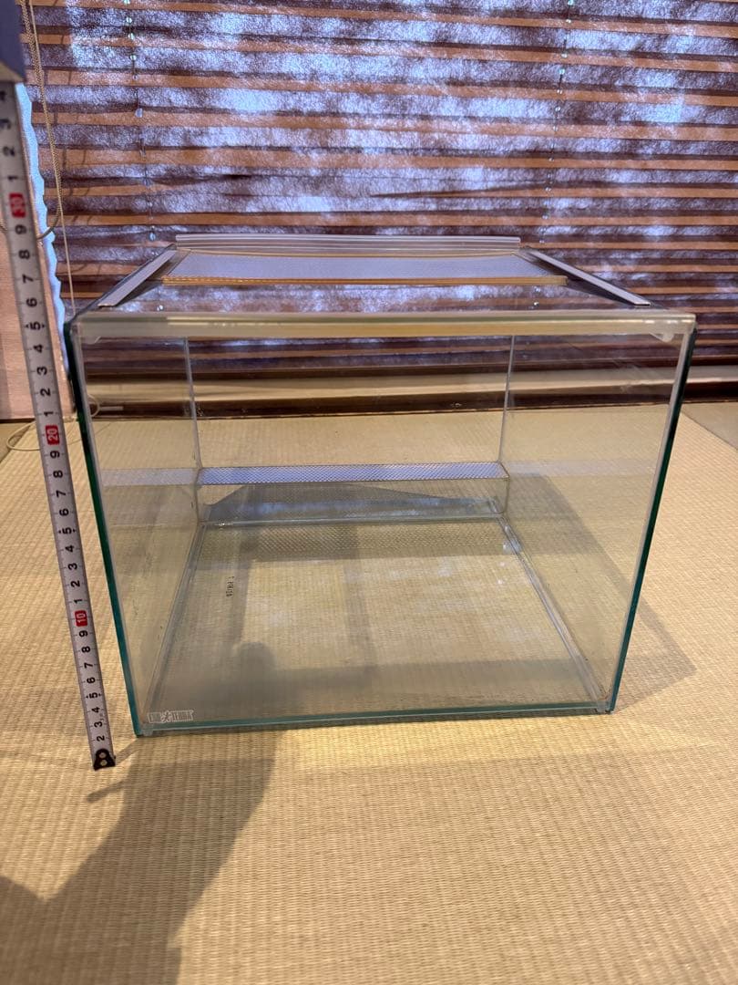 ガラス製 爬虫類飼育用ケージ 30cm ランプ　保温シートフル装備付き