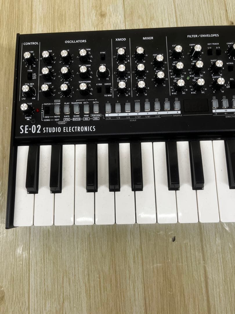 鍵盤楽器 RolandBoutique SE-02