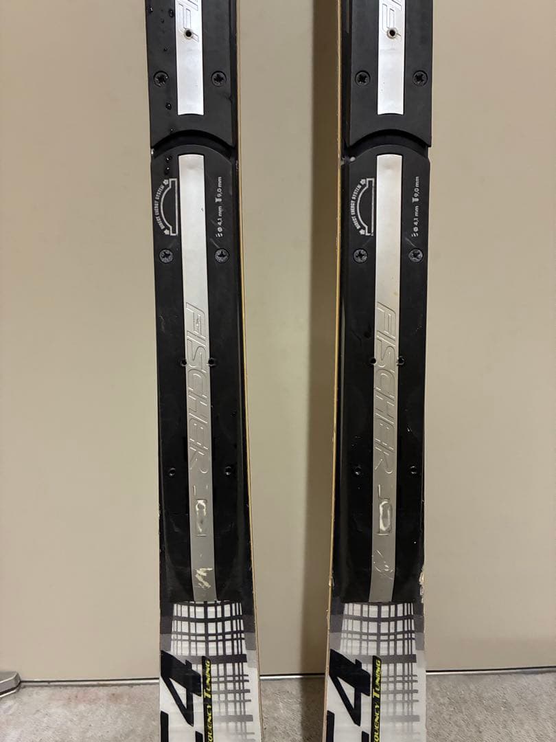 Fischer RC4 スキー板 ホワイト/イエロー