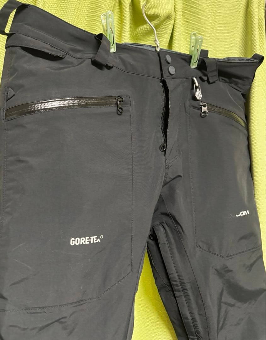 ボルコム　ゴアテックス　スノーボード　パンツ　Mサイズ
