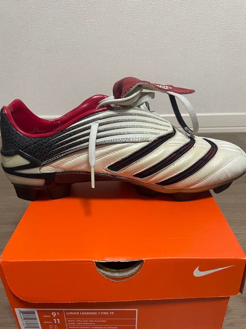 adidas プレデターアブソリュートHG 27.5cm