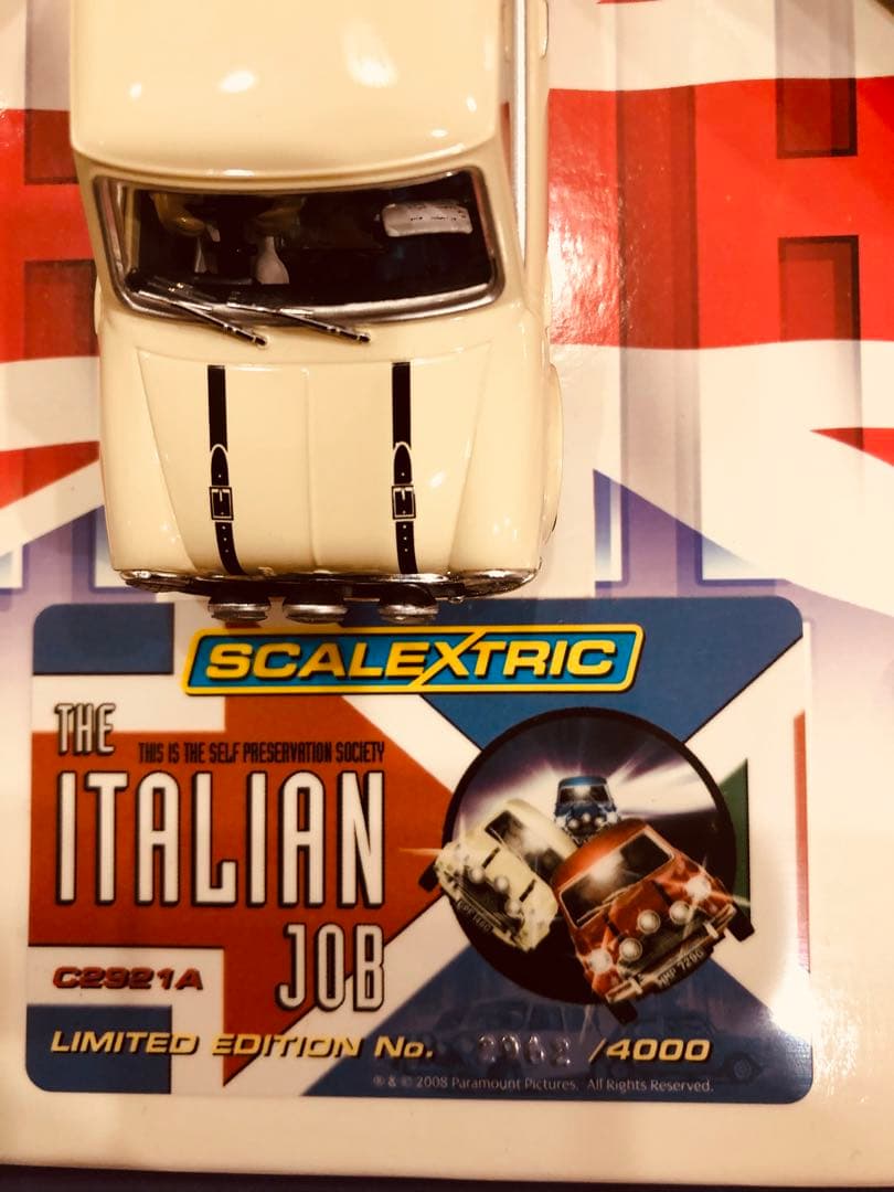 ぶーちゃんさん専用の映画「ミニミニ大作戦」の劇用車のスロットカー3台セット